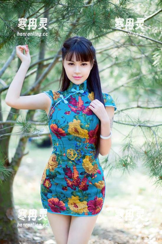 推女郎-哈尼宝宝 推女郎 - 有些人自拍就能出合集,哈尼宝宝,你教我怎么过的?