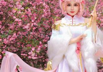 桃暖酱的画册：女孩们，高清翻卷，“镜中窥影”怎么玩？