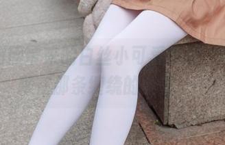 森萝财团带来的白丝小可爱原图，细节都藏在那条缠绕的丝里……