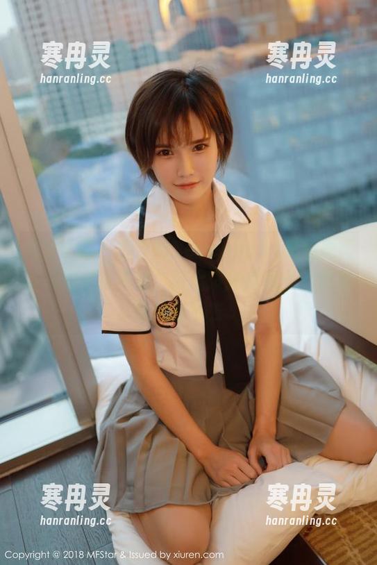 模范学院-柳侑绮Sevenbaby 模范学院 - 柳侑绮Sevenbaby最新原图,海边拍得不错,可惜没把那风景的色彩统统吃下去。