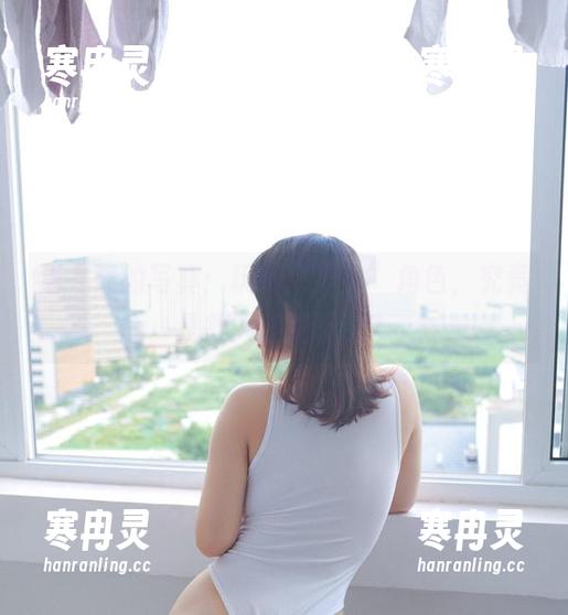 猫九酱的写真：玩转“护士”角色，究竟是救人还是调皮？