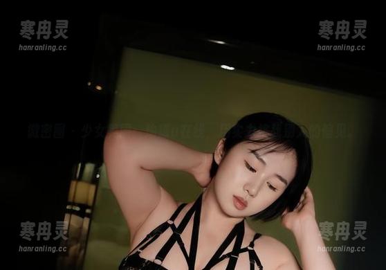 瑜瑾u 微密圈 - 少女美图:瑜瑾u在线,用实力挑战别人的偏见。