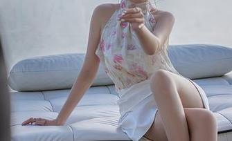 秀人网 - 温柔如小薯条nienie，作品资源让人目不转睛
