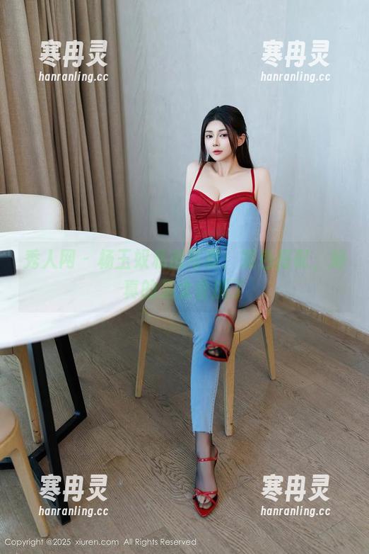 秀人网-杨玉奴 秀人网 - 杨玉奴私房写真:黑色搭配,她真的是太会挑了