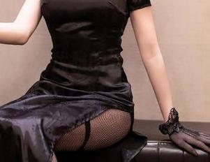 秀人网 - 一次优雅的尝试，艺轩的礼服写真，有些让我想要不停回味。