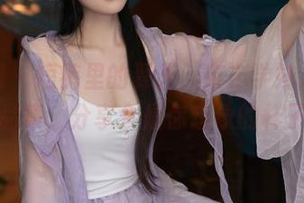 秀人网 - 短裤里的夏天，麻布学妹送来她的作品集，分享会是你想象的样子吗？
