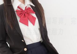 紧急企划 - 林书辞的泳装写真，完完全全在考验我的注意力