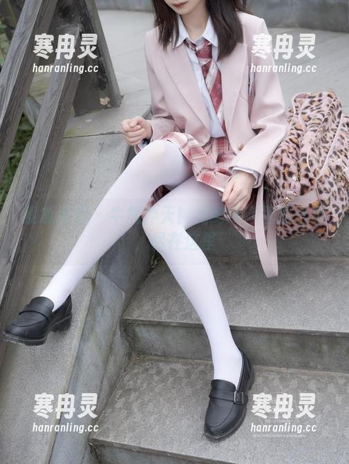 紧急企划-龙崎聆音 紧急企划 - 牛气冲天!龙崎聆音原图合集,尽在这里