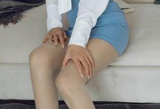 花漾show - 心妍公主的体操服套图让你想多看几眼，运动和妩媚完美融合。