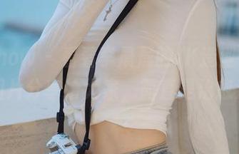 花漾show - 看看李晨晨的JK造型，几张图片分享给大家，简直是治愈系
