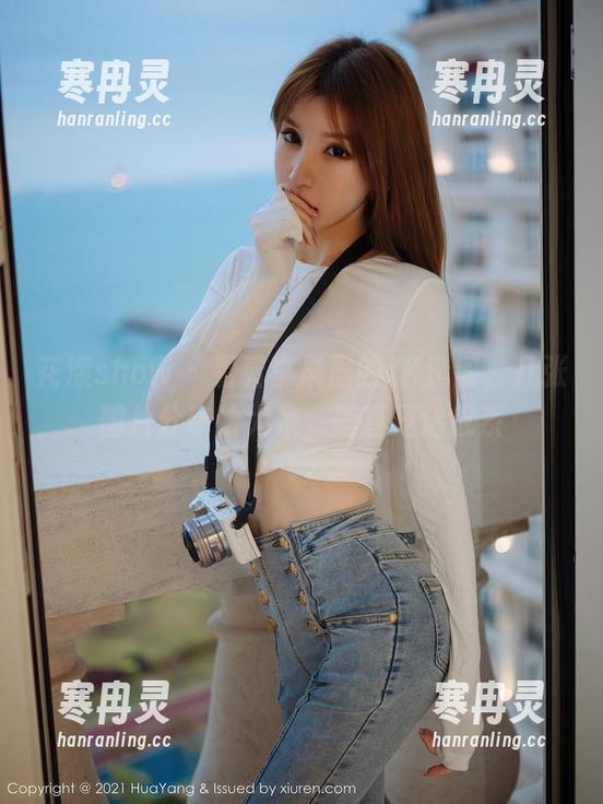 花漾show-李晨晨 花漾show - 看看李晨晨的JK造型,几张图片分享给大家,简直是治愈系