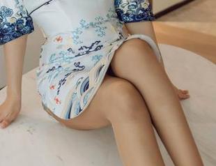 花漾show - 免费写真看赵惟依coco，棉袜之下，隐秘又俏皮的腿！