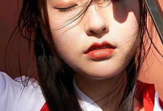 蜜桃社 - 妹妹不卖萌？那这组Cris_卓娅祺的写真真得好好看！图片里有小秘密哦。