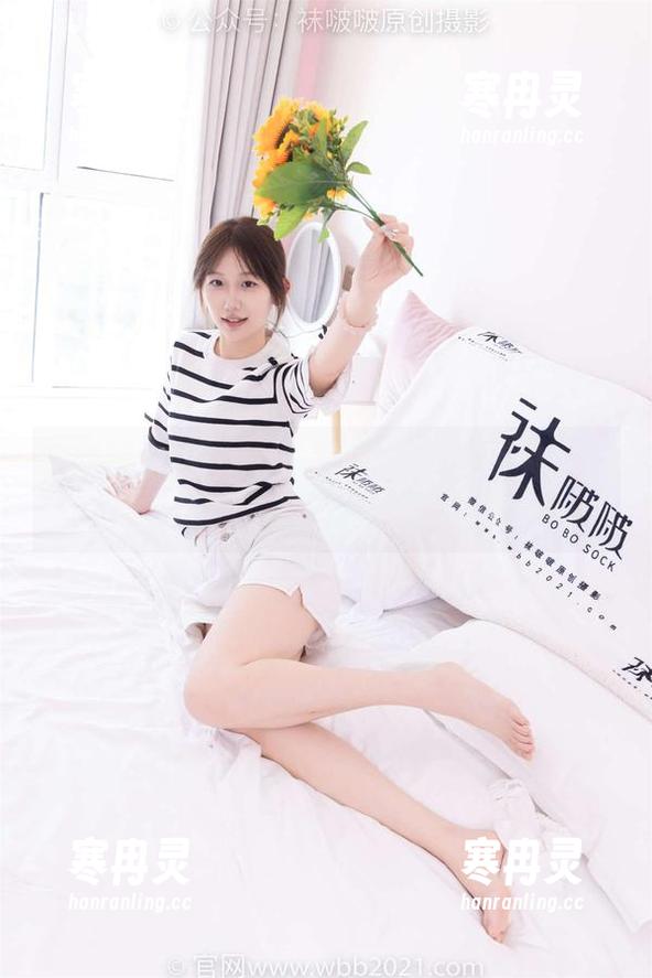 袜啵啵-小淳 袜啵啵 - 这资源是高频率翻阅的节奏,小淳和白丝小腿袜的部落格让我停不下来