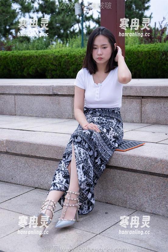 袜啵啵 - 芝士又又更新了～美足写真，难道这是新一季的流行趋势？