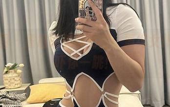 微密圈 - 詹詹的美图更新，清纯女仆又来吓你一跳！