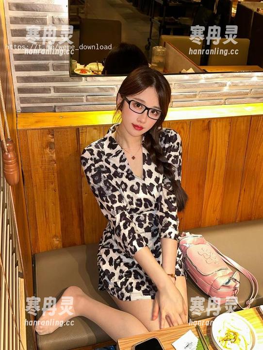 轩子巨二兔 微密圈 - 等不及了!轩子巨二兔的私房图包剧情有点意思哦!