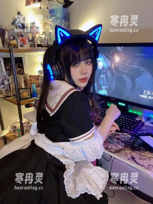 阿九从不咕咕(九言)：高清版黑天鹅出轨了？崩坏的星穹铁道欢迎你！