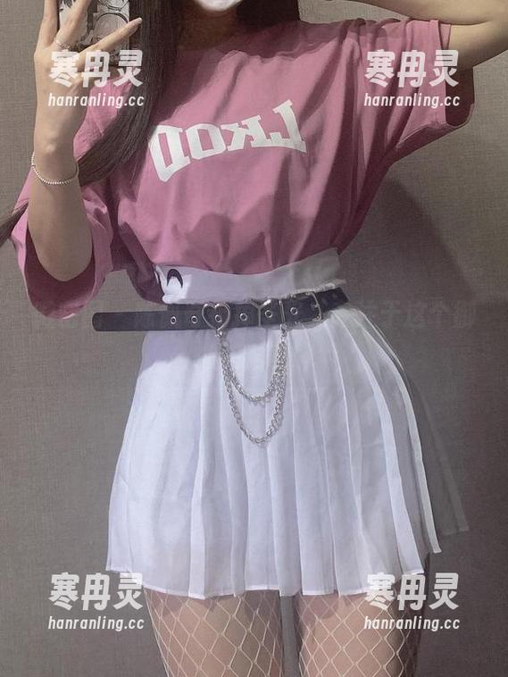 陈佩奇 微密圈 - 陈佩奇扔掉圣光,专注于这个御姐的美!